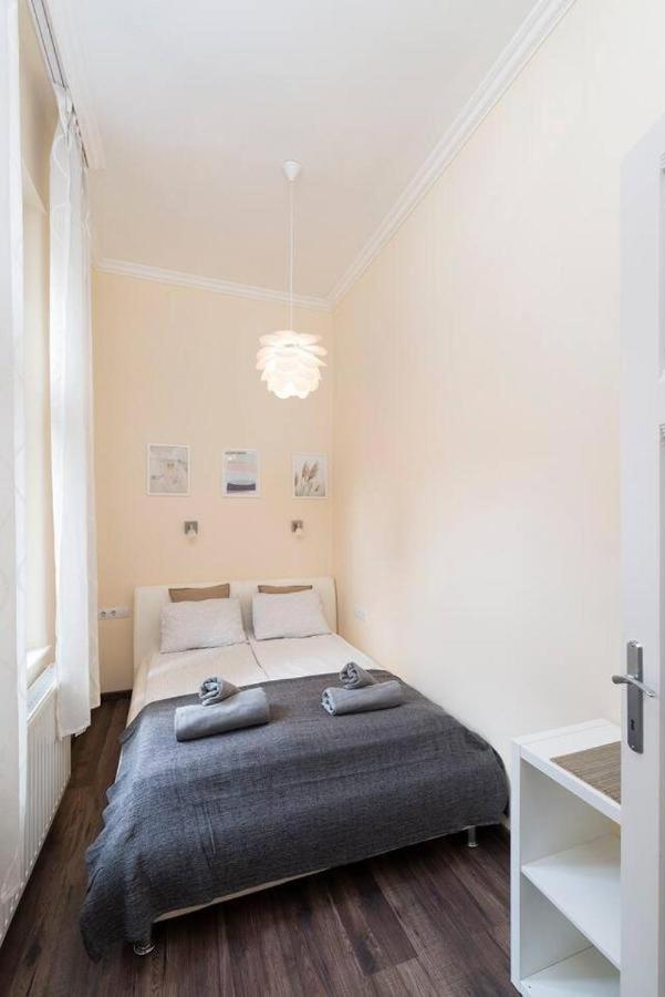 Vaci Street Apartments Budapest Luaran gambar