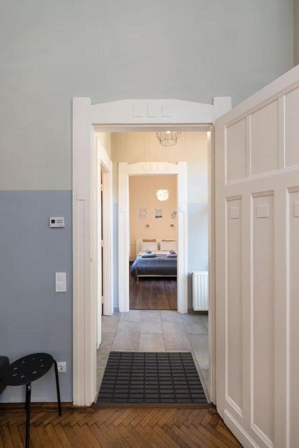 Vaci Street Apartments Budapest Luaran gambar